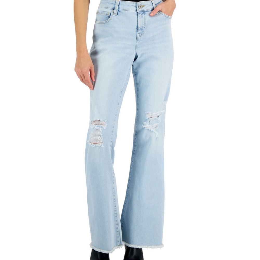 Inc mid rise flare jeans. Size 8. Never worn.